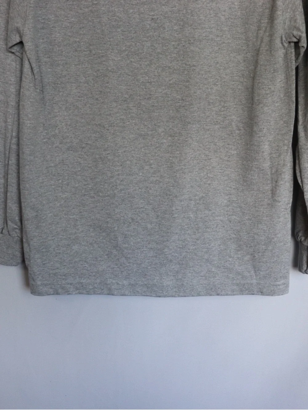 American Apparel Long Sleeve Shirt Grey Crewneck Basic Men’s Small - Picture 8 of 8